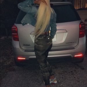 Meet your Posher, Deja